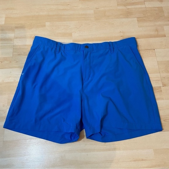 🛍️3/$30 Adidas women’s blue lightweight shorts in size 40 - Picture 1 of 11